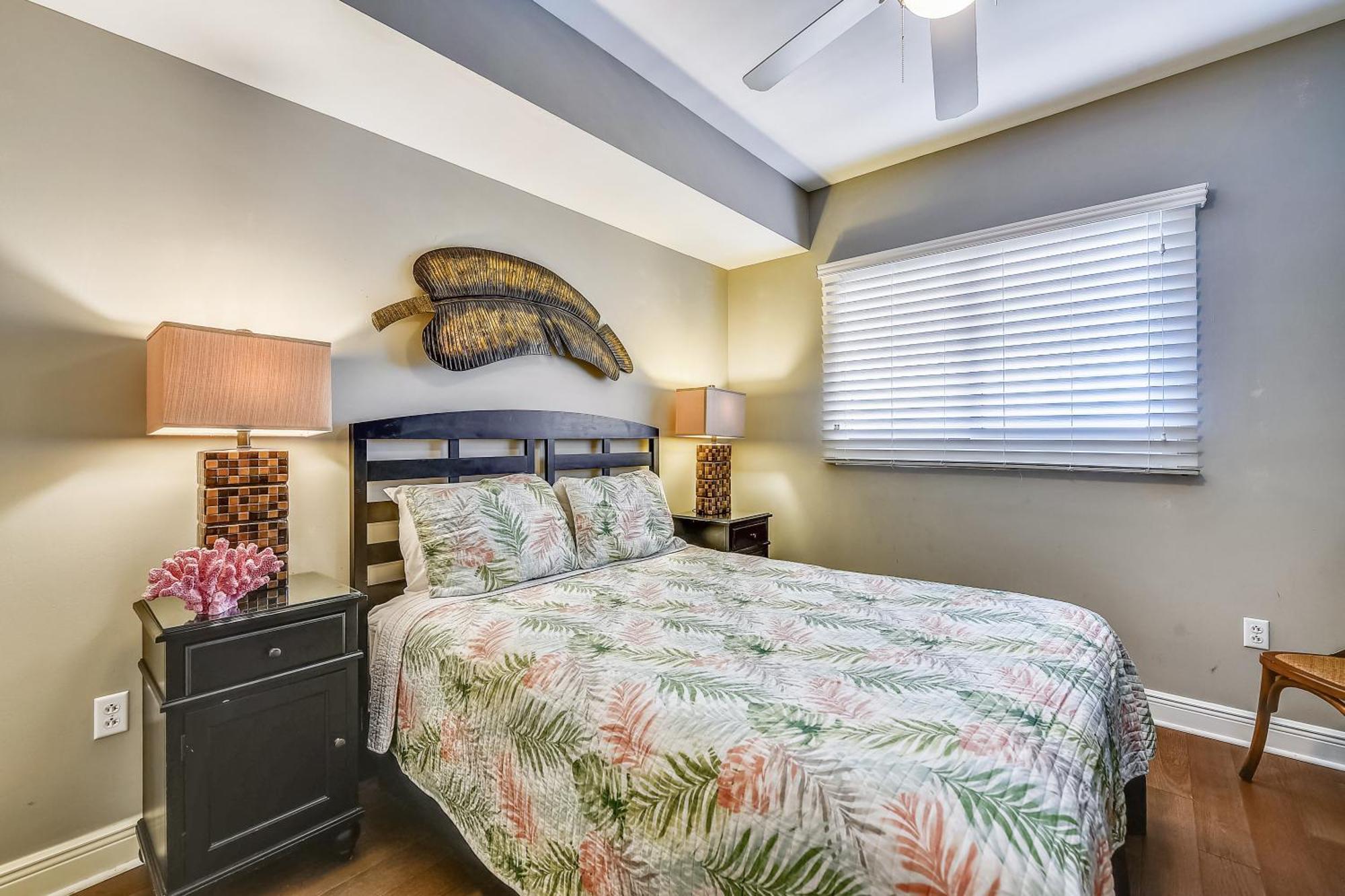Sterling Breeze #1702 By Book That Condo Panama City Beach Bagian luar foto